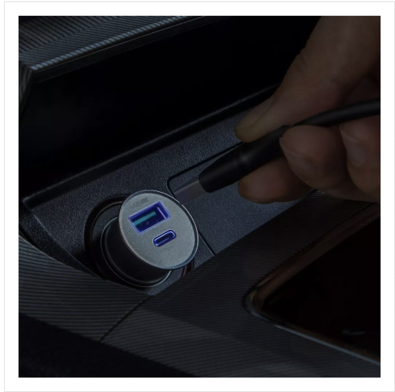 Автомобільний зарядний пристрій Baseus Circular Metal 30W USB+ Type C